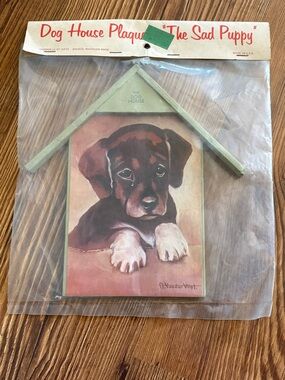 Vintage Vander Vlist  “The Sad Puppy” Plaque Wooden New Old Stock Made In USA